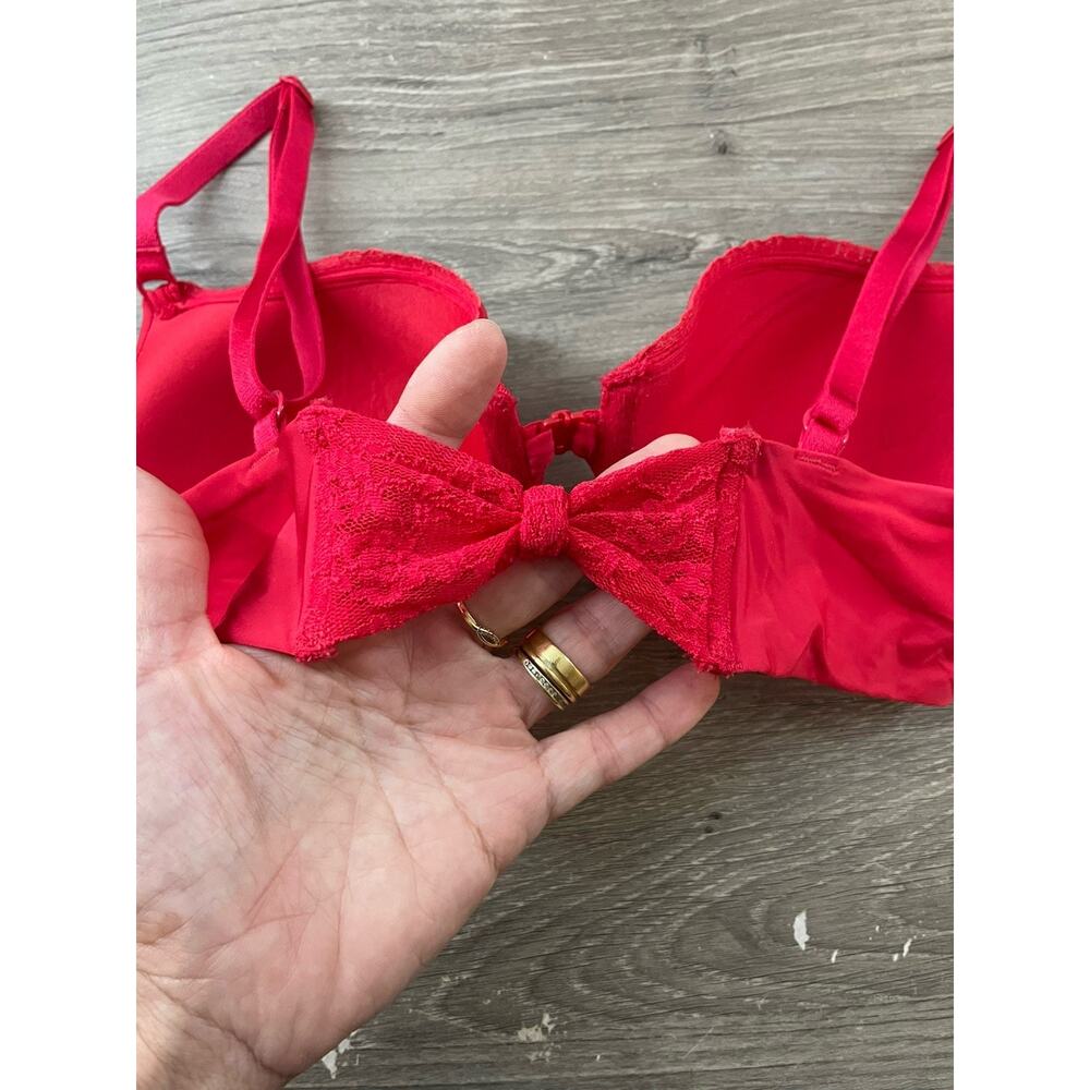 Victoria's Secret Red Satin & Black Lace Demi Bra – 32C – Underwire - Picture 3 of 7